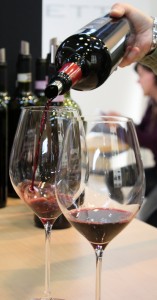 degustazione di un vino Petriolo